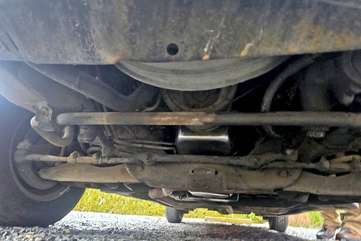 Chevrolet-el-camino-1978-white-15