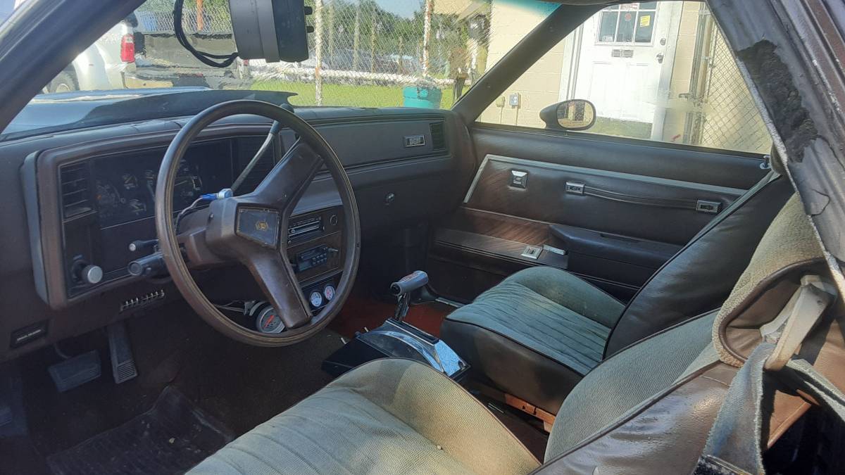 Chevrolet-el-camino-1984-8