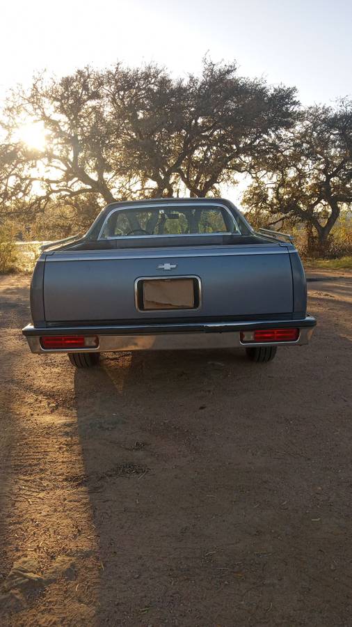 Chevrolet-el-camino-1984-blue-13