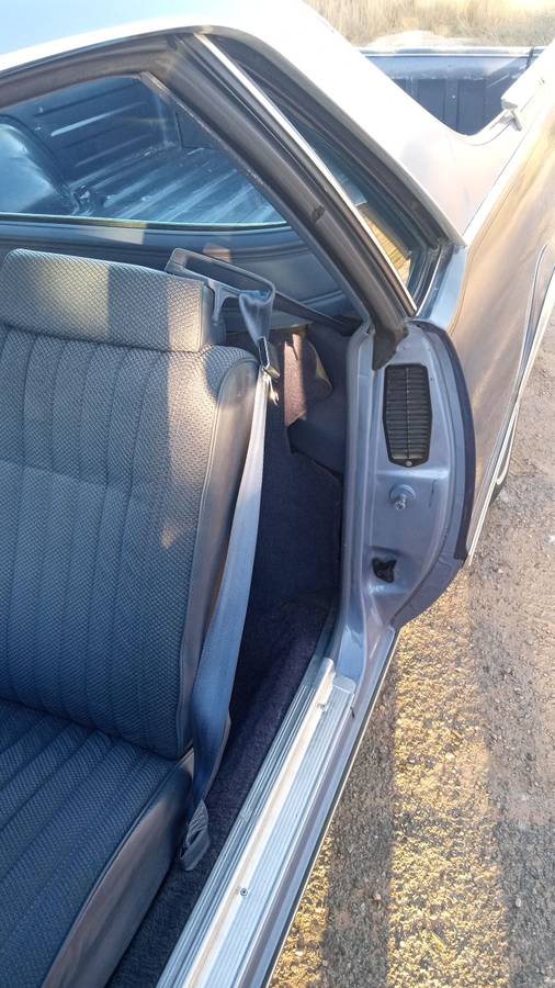 Chevrolet-el-camino-1984-blue-7