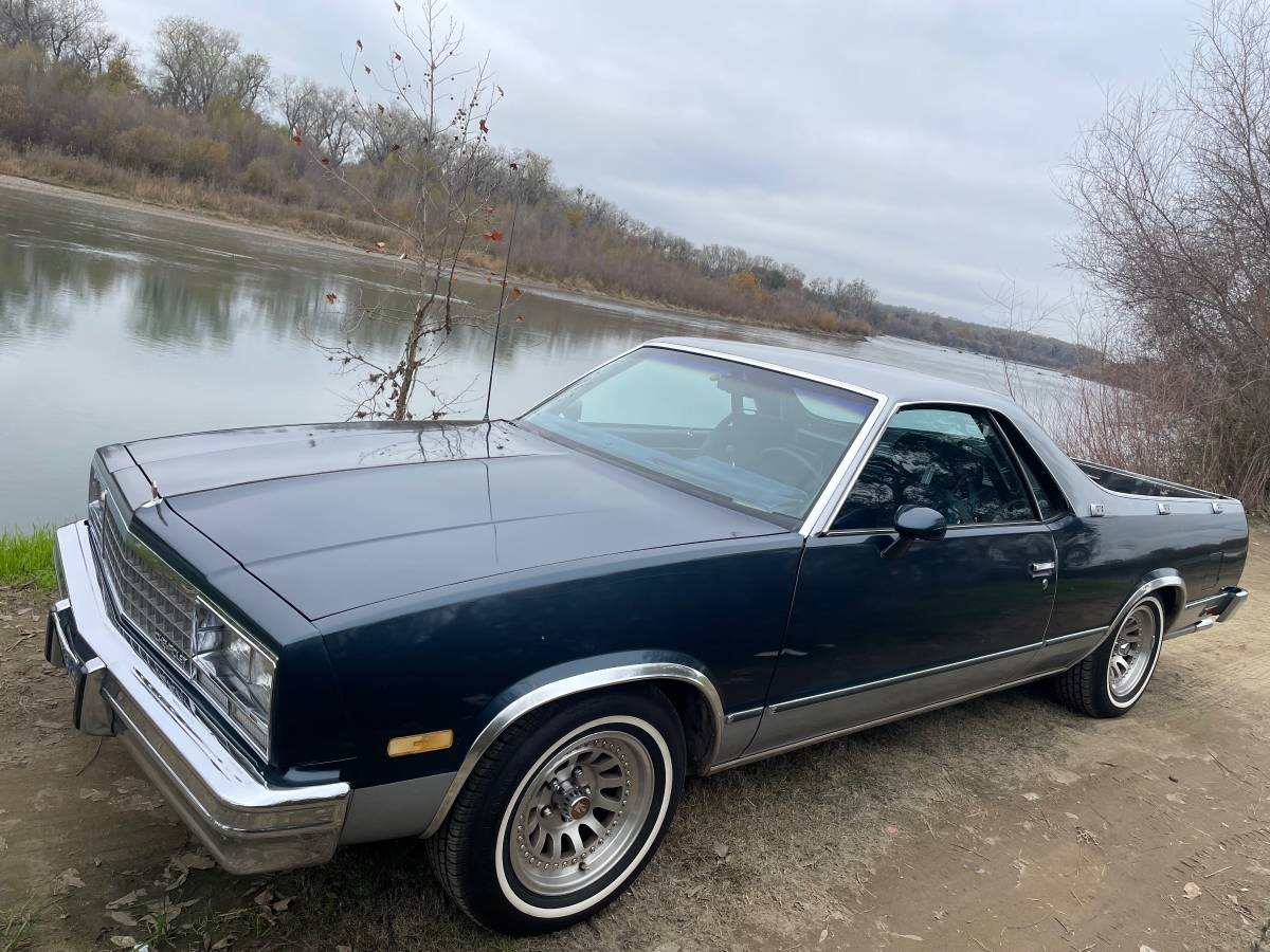 Chevrolet-el-camino-1985-blue-1