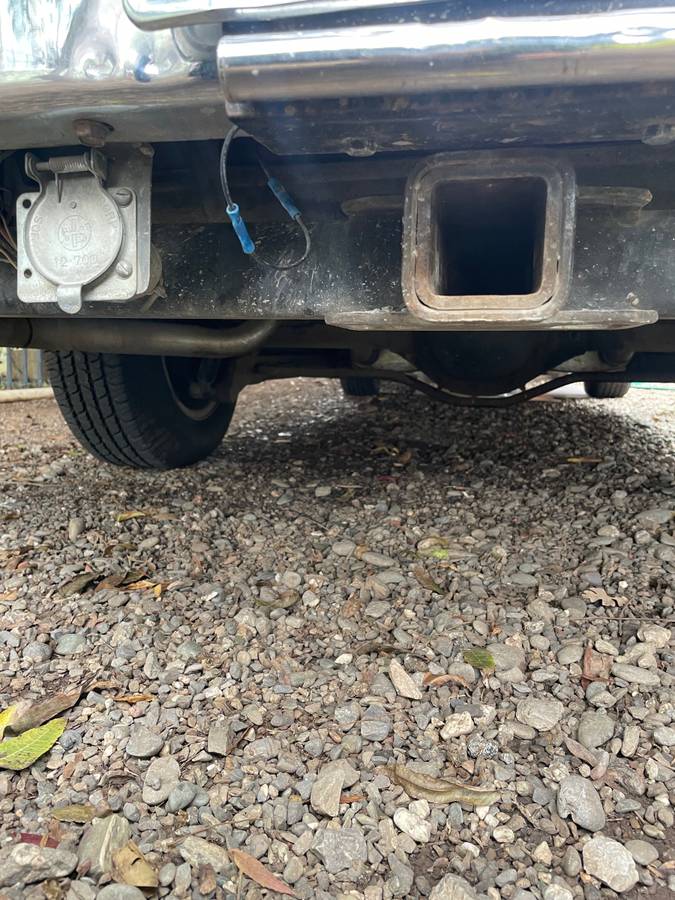 Chevrolet-el-camino-1985-blue-12