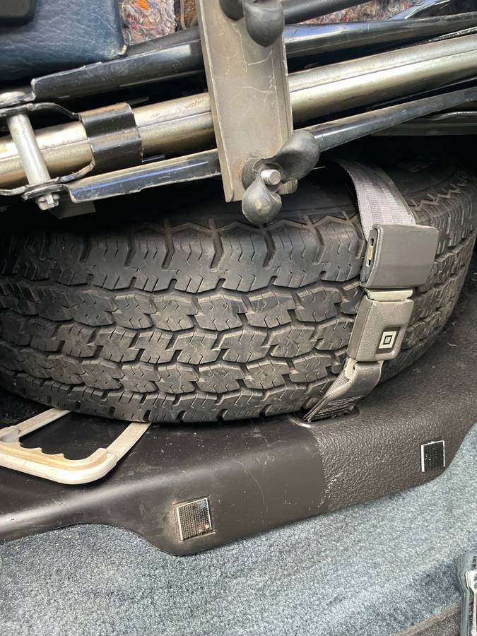 Chevrolet-el-camino-1985-blue-3