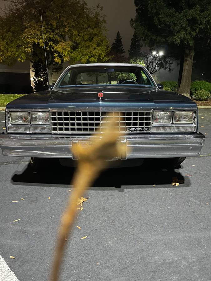 Chevrolet-el-camino-1985-blue-9