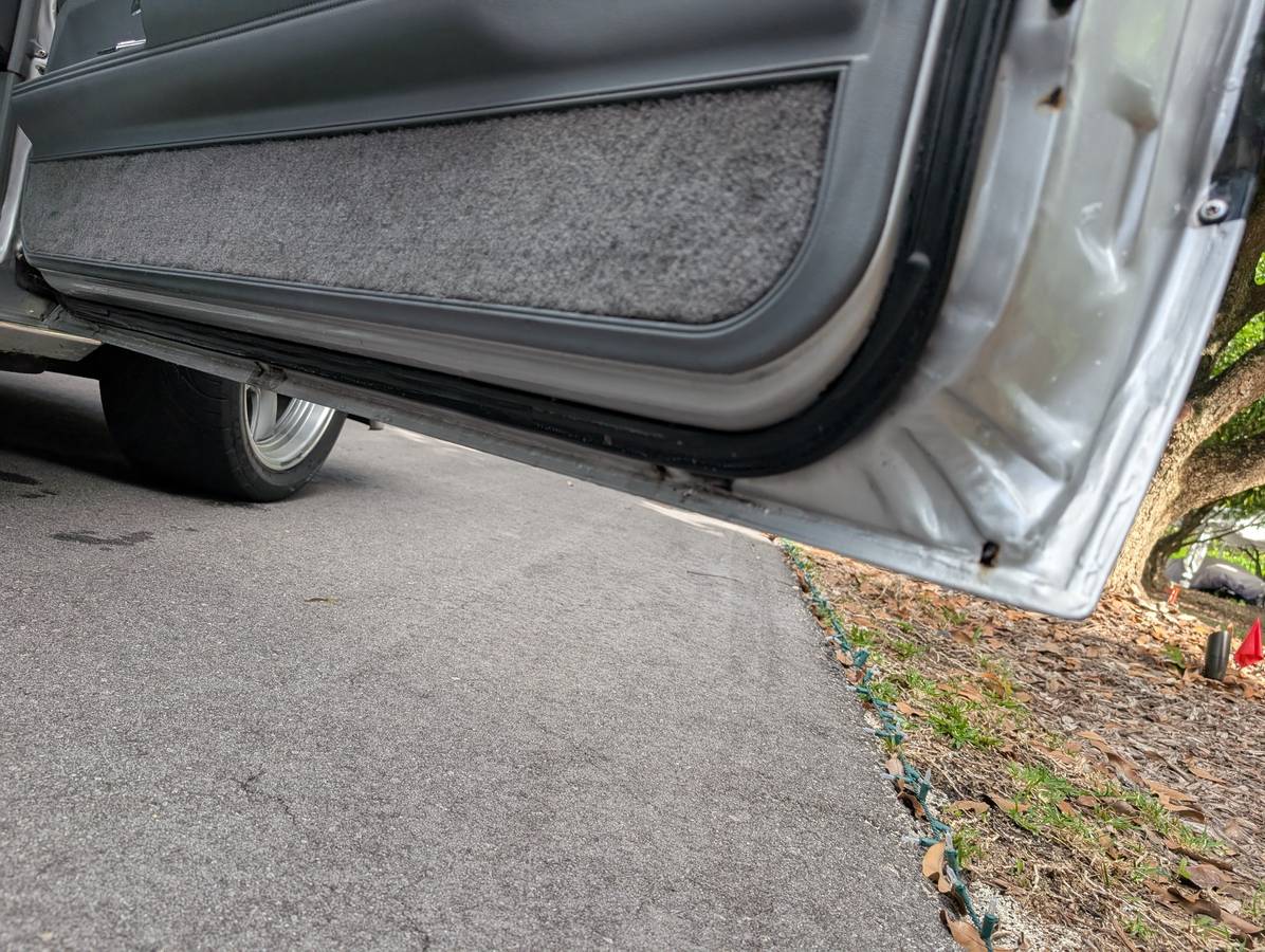 Chevrolet-el-camino-1986-black-13