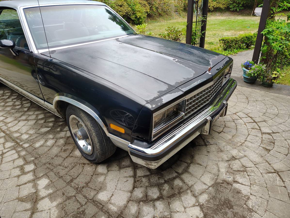 Chevrolet-elcamino-1985-black-1