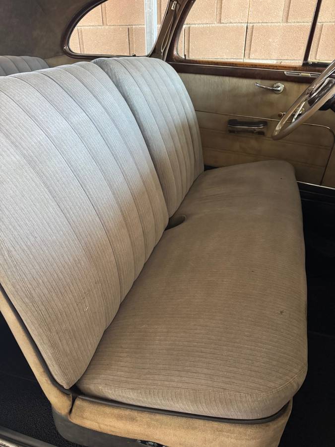 Chevrolet-fleetmaster-1947-custom-4