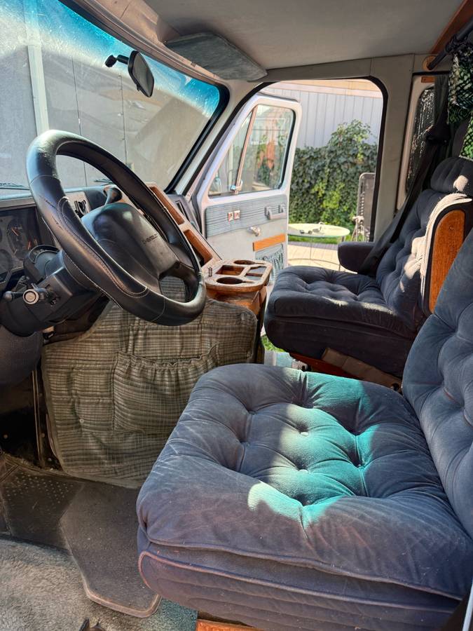 Chevrolet-g-20-1990-custom-4