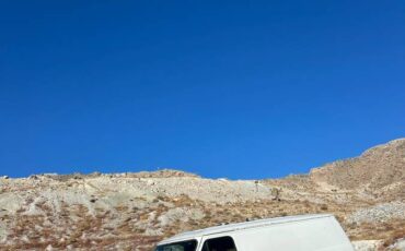 Chevrolet-g10-1993-white-7