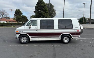 Chevrolet-g20-1988-white