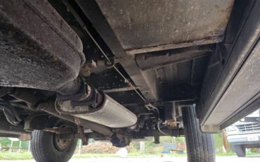 Chevrolet-g20-van-1989-white-15