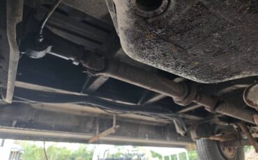 Chevrolet-g20-van-1989-white-16