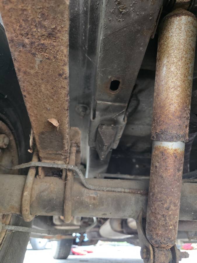 Chevrolet-g20-van-1989-white-19