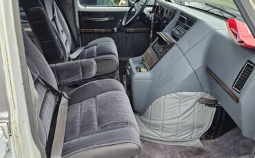 Chevrolet-g20-van-1989-white-23