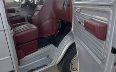 Chevrolet-g30-1994-silver-11