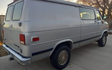 Chevrolet-g30-1994-silver-12