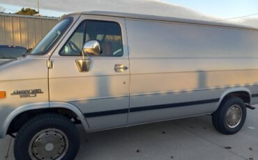 Chevrolet-g30-1994-silver-19