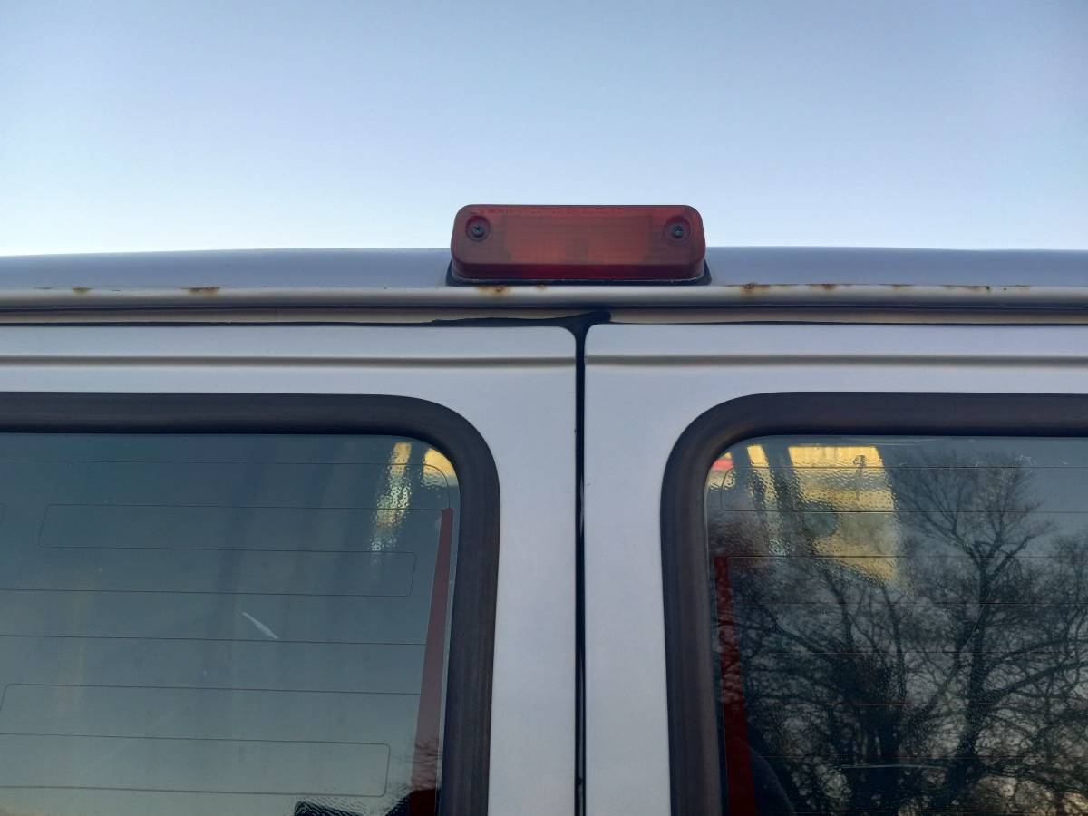 Chevrolet-g30-1994-silver-3