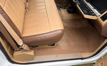 Chevrolet-gmt-400-1-ton-nominal-1988-white-17