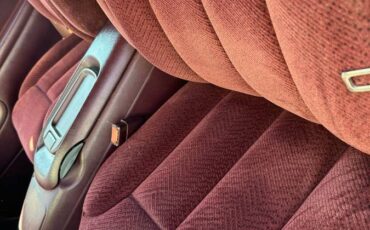 Chevrolet-gmt-400-1-ton-nominal-1996-red-1