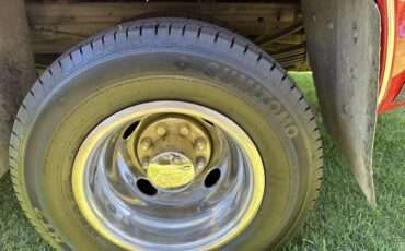 Chevrolet-gmt-400-1-ton-nominal-1996-red-12