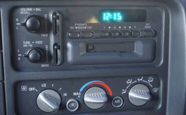 Chevrolet-gmt-400-1-ton-nominal-1996-red-15