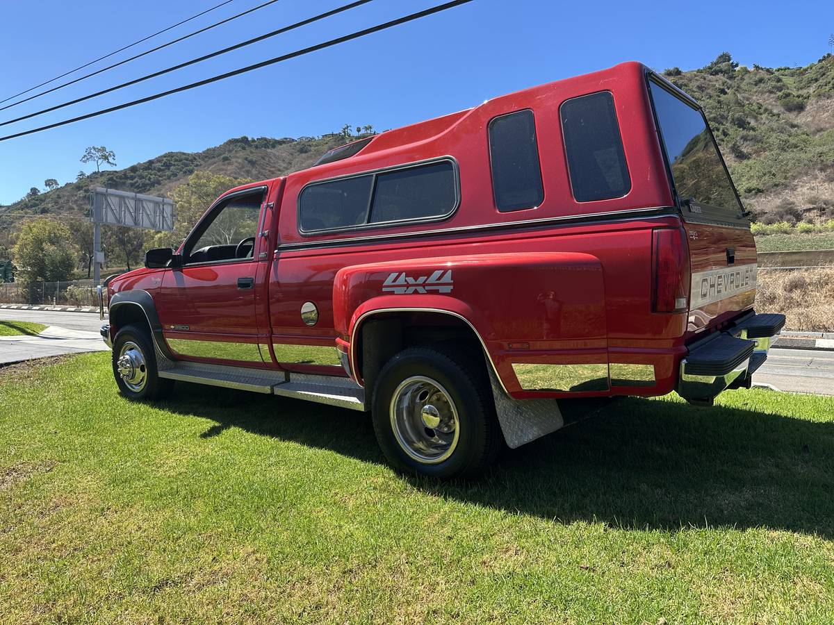 Chevrolet-gmt-400-1-ton-nominal-1996-red-6