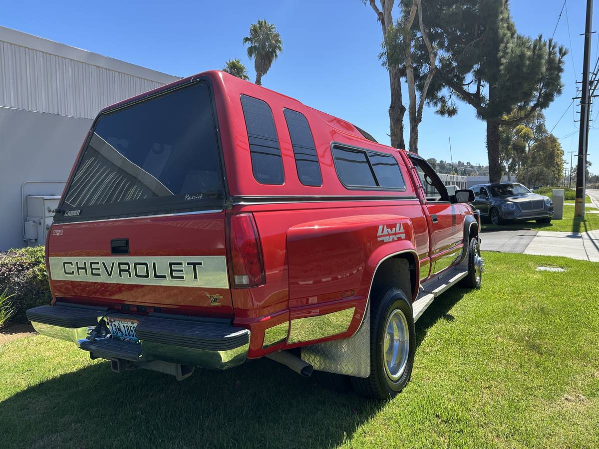 Chevrolet-gmt-400-1-ton-nominal-1996-red-7