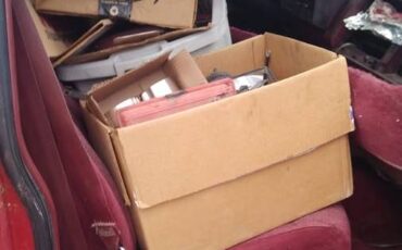 Chevrolet-gmt-400-12-ton-nominal-1988-red-5