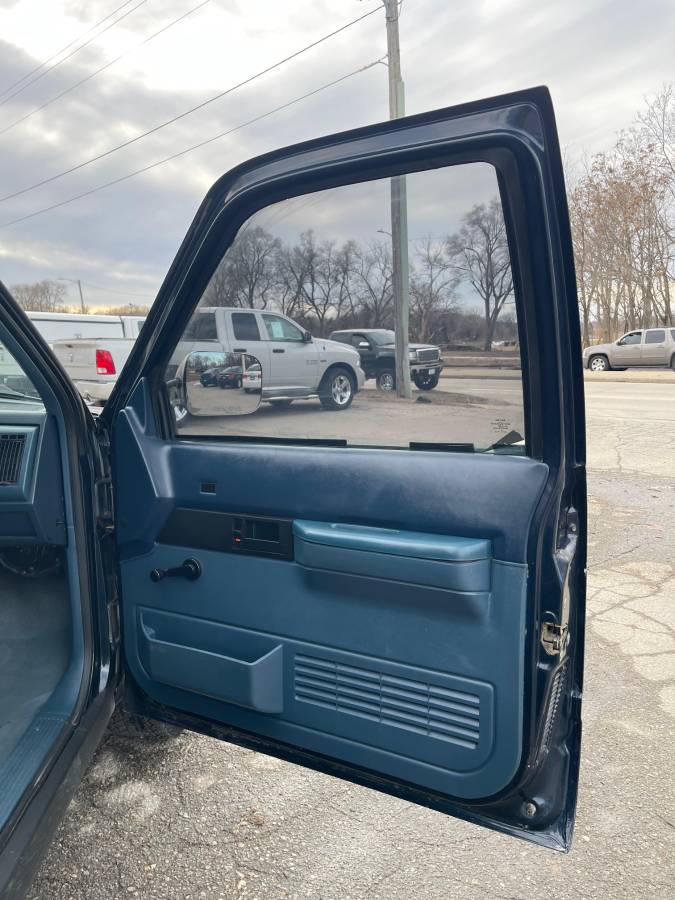 Chevrolet-gmt-400-12-ton-nominal-1989-blue-4