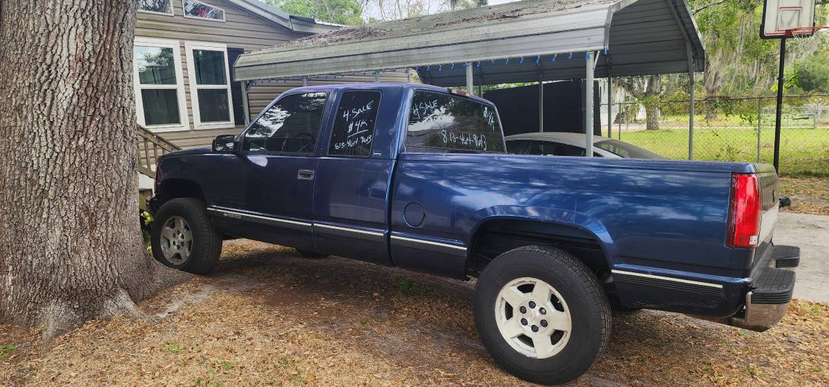 Chevrolet-gmt-400-12-ton-nominal-1996-blue-1