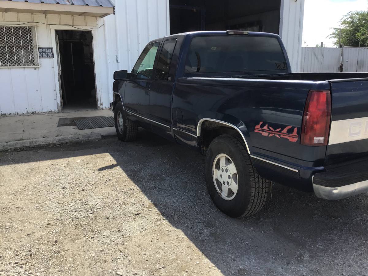 Chevrolet-gmt-400-12-ton-nominal-1996-blue-1