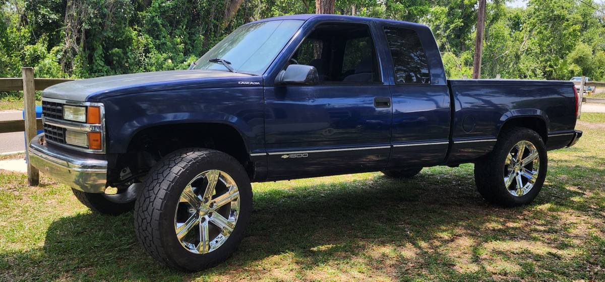 Chevrolet-gmt-400-12-ton-nominal-1996-blue