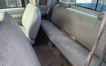 Chevrolet-gmt-400-12-ton-nominal-1996-green-11