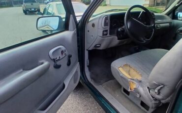 Chevrolet-gmt-400-12-ton-nominal-1996-green-13