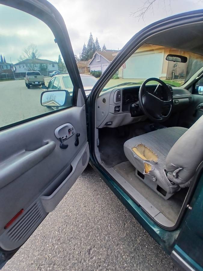 Chevrolet-gmt-400-12-ton-nominal-1996-green-13