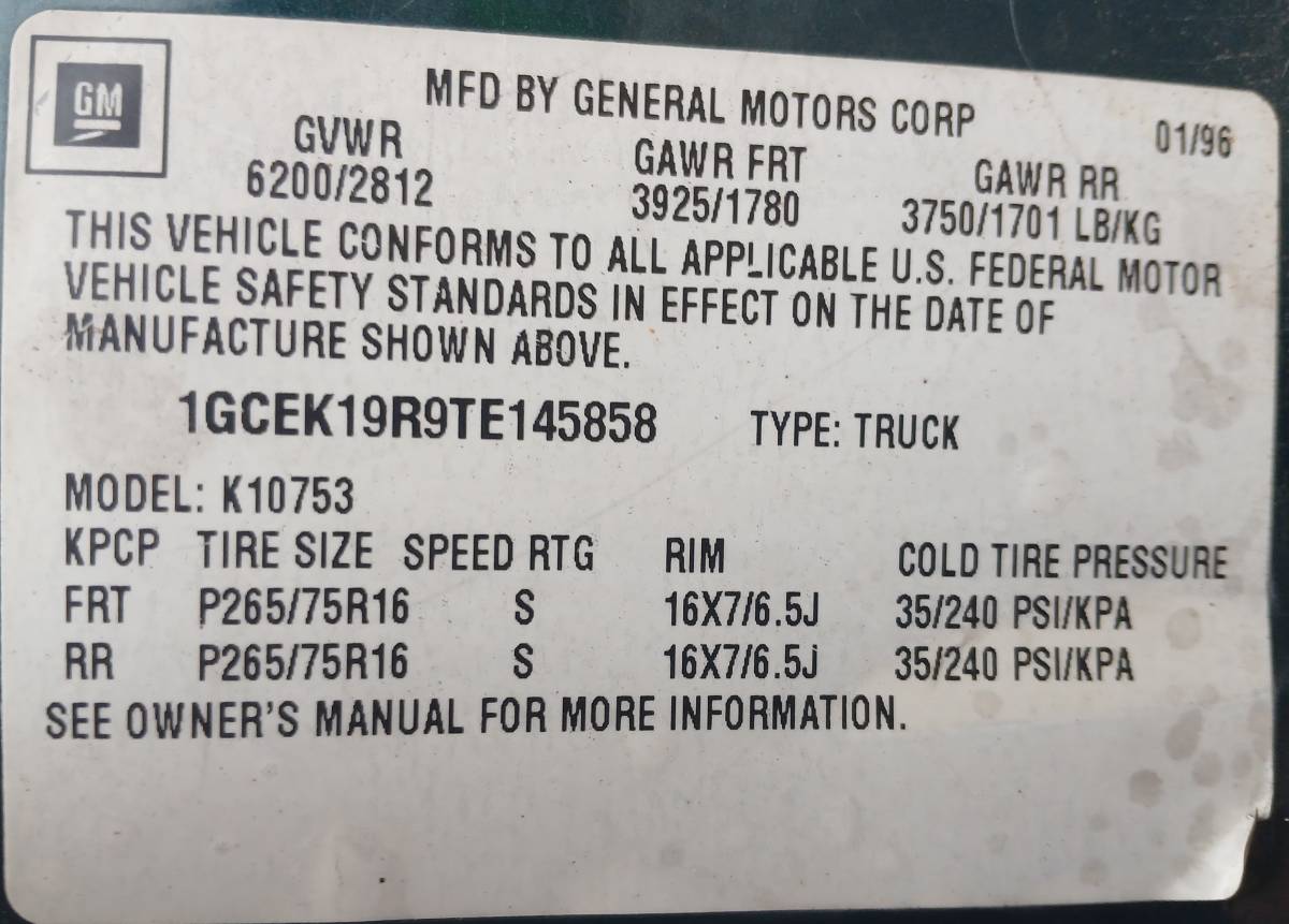 Chevrolet-gmt-400-12-ton-nominal-1996-green-15