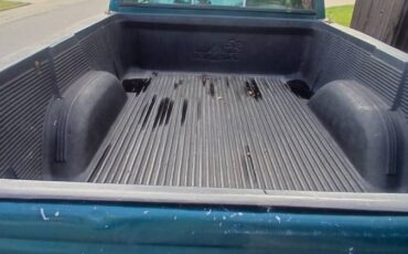 Chevrolet-gmt-400-12-ton-nominal-1996-green-4