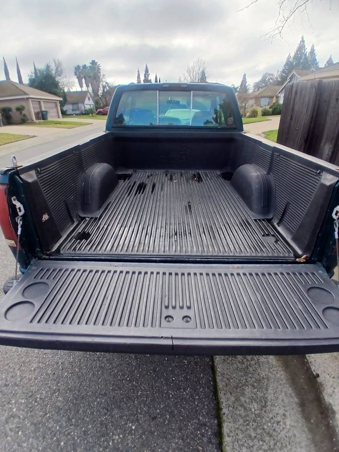 Chevrolet-gmt-400-12-ton-nominal-1996-green-5