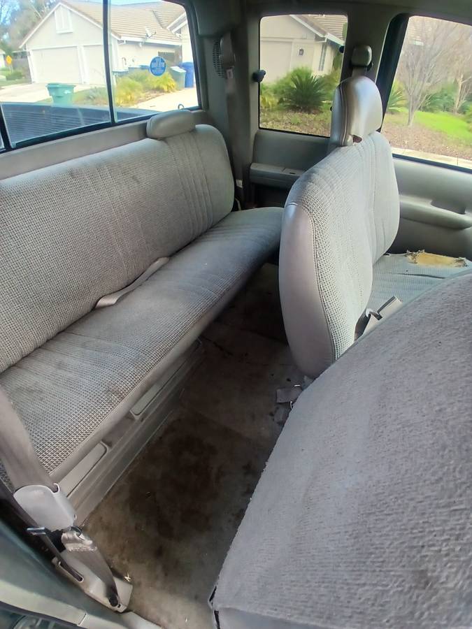 Chevrolet-gmt-400-12-ton-nominal-1996-green-9