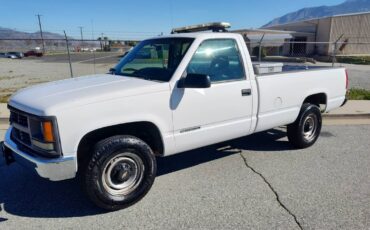 Chevrolet-gmt-400-34-ton-1995-white