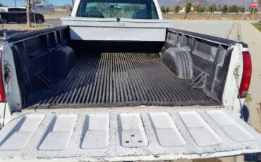 Chevrolet-gmt-400-34-ton-1995-white-7