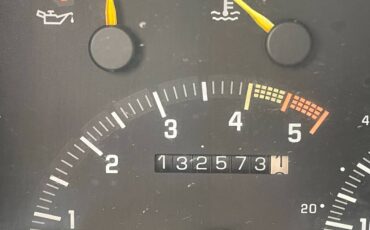 Chevrolet-gmt-400-34-ton-nominal-1992-silver-17