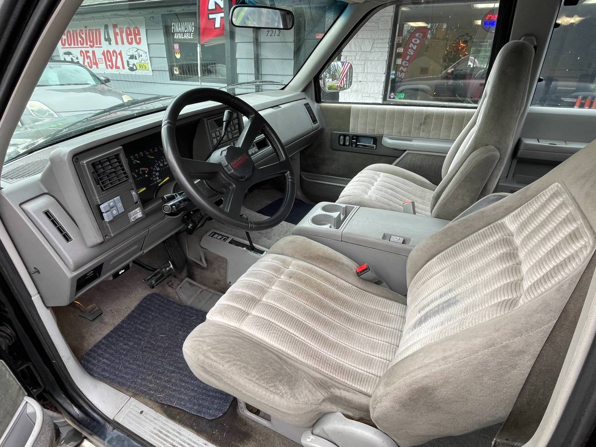 Chevrolet-gmt-400-34-ton-nominal-1992-silver-18