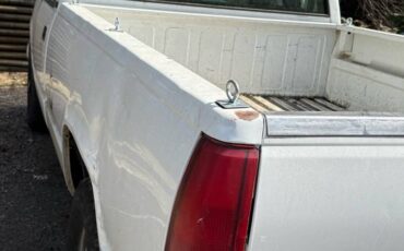 Chevrolet-gmt-400-34-ton-nominal-1994-white-1