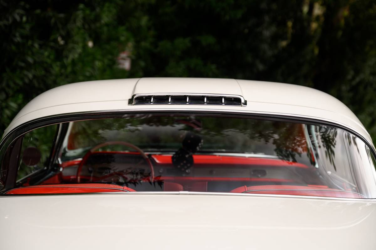 Chevrolet-impala-1958-white-14