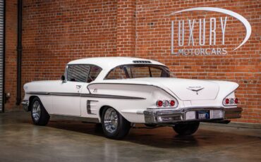 Chevrolet-impala-1958-white-17