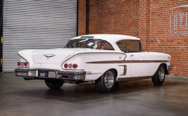Chevrolet-impala-1958-white-54