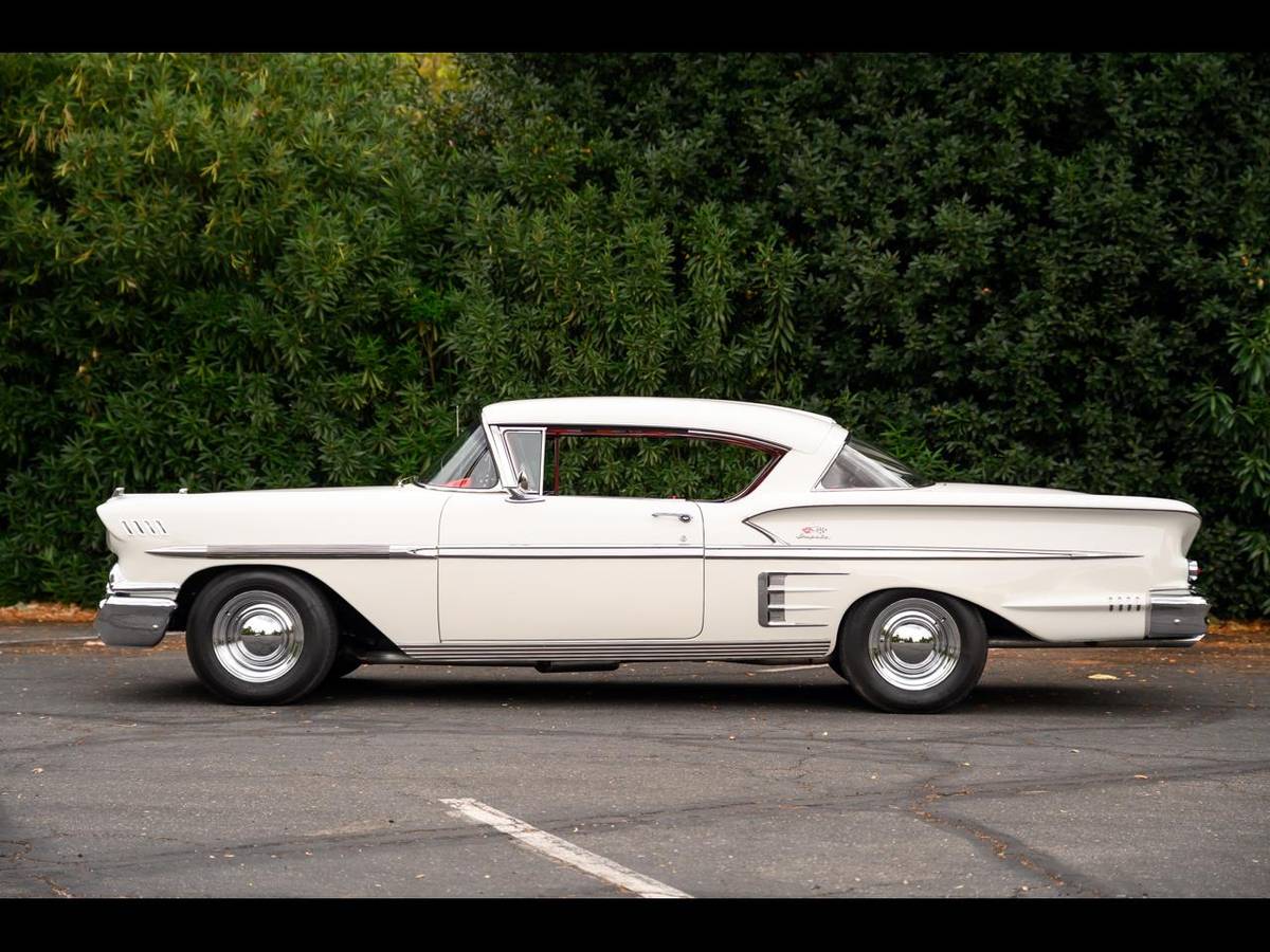 Chevrolet-impala-1958-white-58