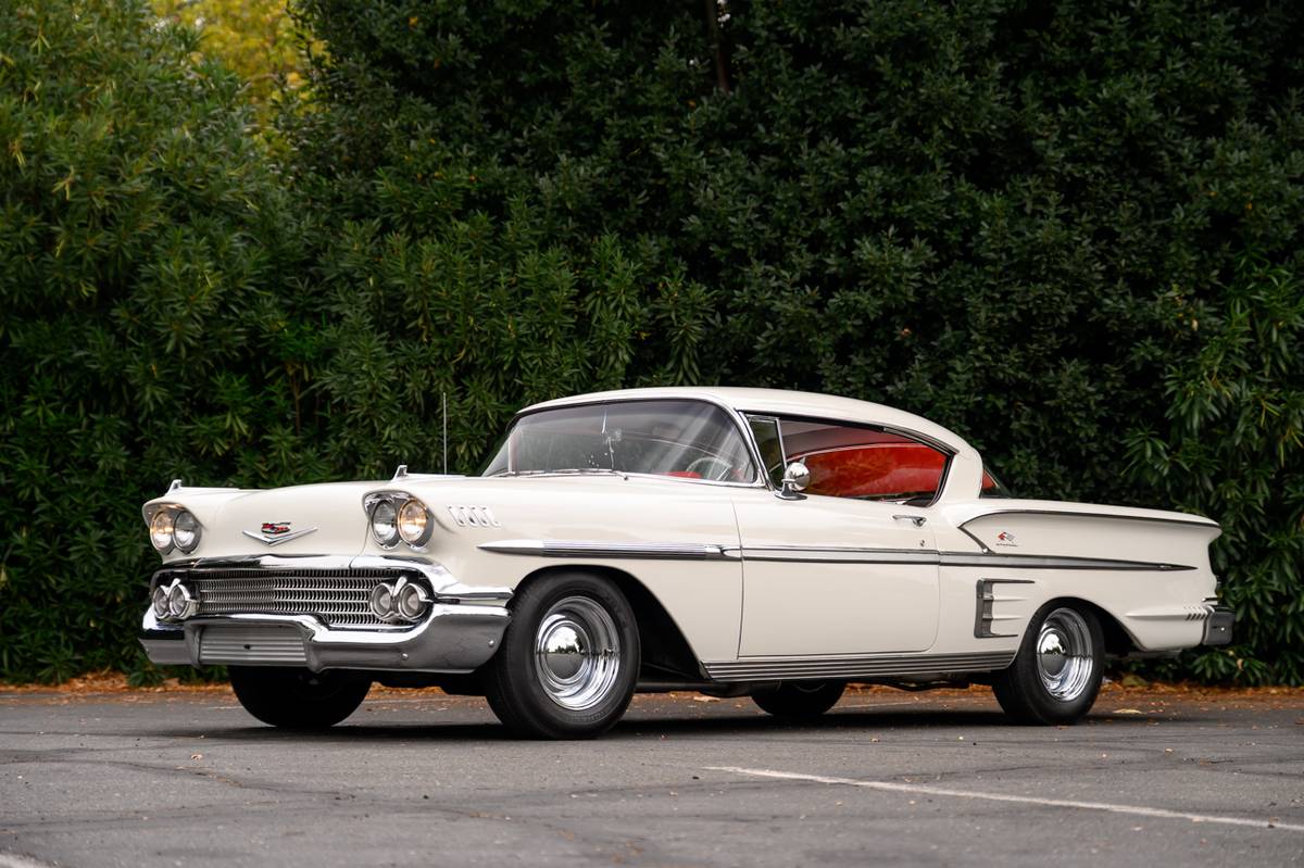 Chevrolet-impala-1958-white-9